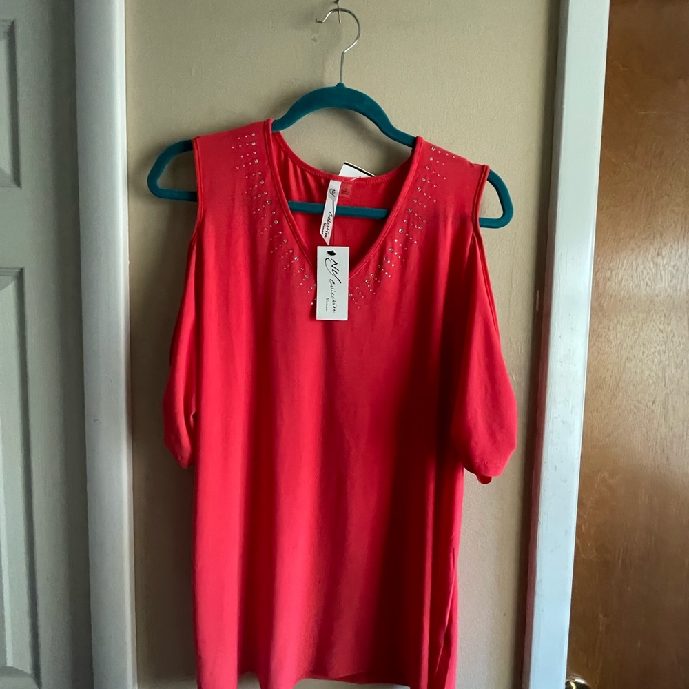 NWT RED BLOUSE WITH COLD SHOULDER CUT OUT